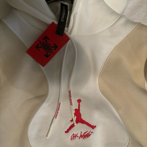 Jordan Off White Hoodie 2XL and Pants 2XL can’t find anywhere in the world set. - Picture 4 of 8